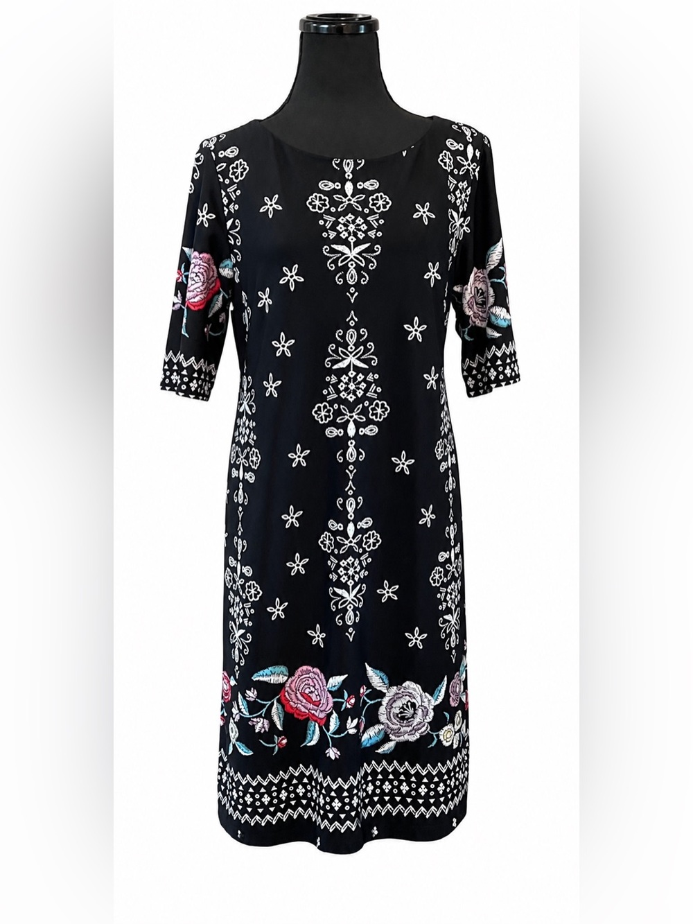 CHETTA B Black Dress with Embroidered Floral Patterns Women’s Size 10 Boho Folk